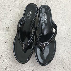 🔥 SALE Cute Black Patent Coach Flip Flops